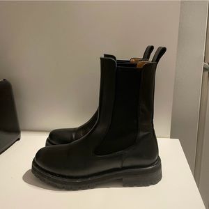 Black Chunky Sole Leather Chelsea Boots